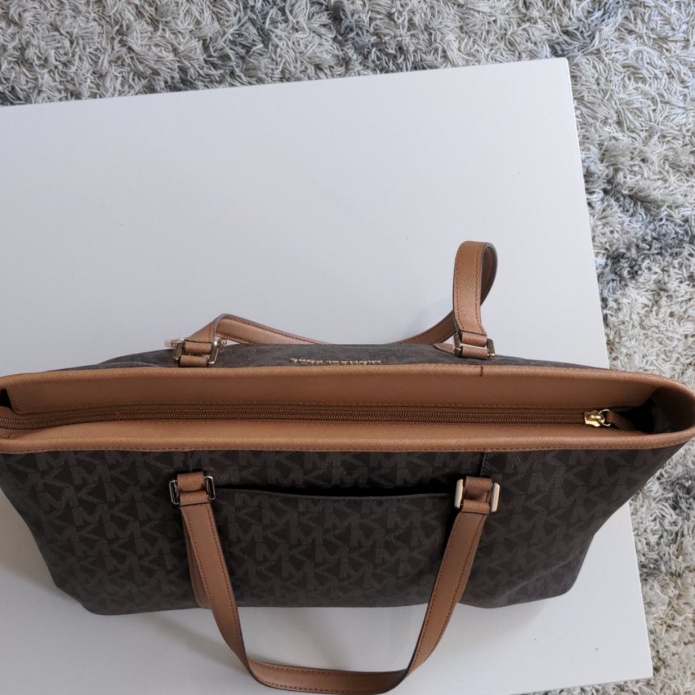 Michael Kors Sady Large Top Zip Tore Bag - image 4